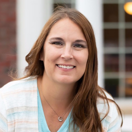 Stacy Eldridge Headshot